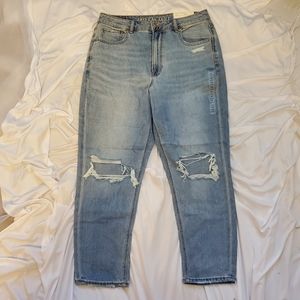American eagle mom jean nwt 12 short